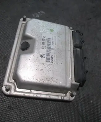 Volkswagen Lupo Engine control unit/module 030906032AS 0261206823 26SA6851