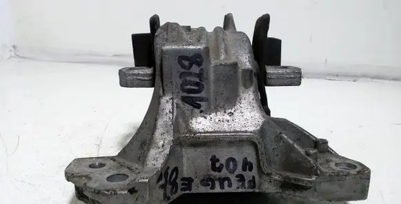 Peugeot 407 Engine mount bracket 326B96