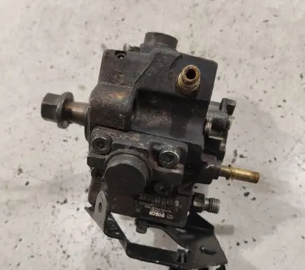Peugeot 308 Fuel injection high pressure pump 9683703780