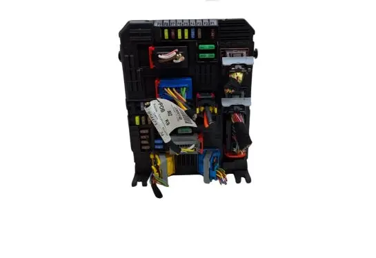 Peugeot Partner III Comfort/convenience module 9832880280