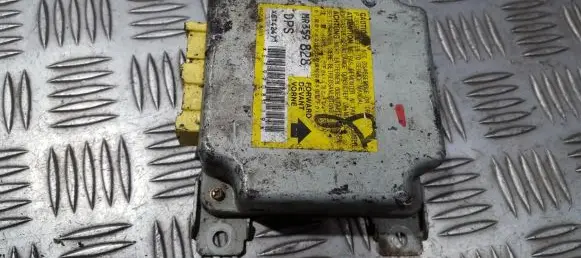 Mitsubishi Colt Airbag control unit/module MR359828 X6T42471