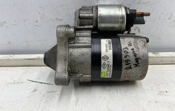 Renault Megane II Starter motor 8200266777C TS10E3
