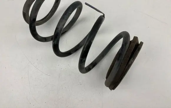Jeep Cherokee Front coil spring 05168678AB