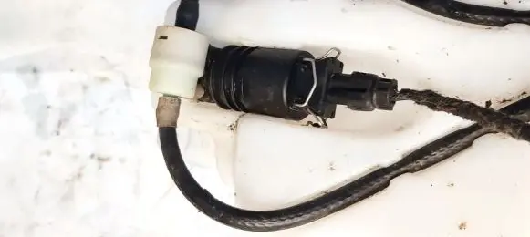Opel Zafira A Windscreen/windshield washer pump