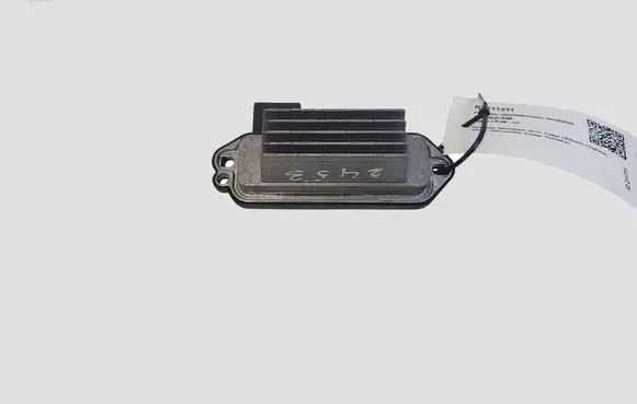 Mazda 3 II Heater blower motor/fan resistor HB180C51300