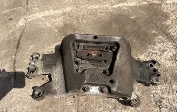Audi A6 S6 C6 4F Gearbox mounting bracket 4F0399263K
