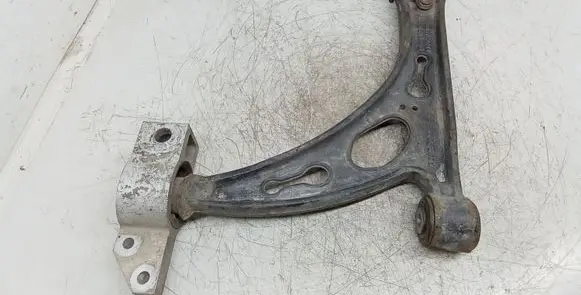 Volkswagen Touran I Front lower control arm/wishbone 1K0407153G 201967B