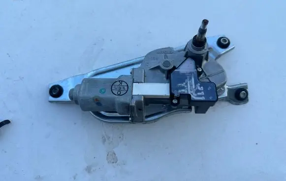 Rear window wiper motor
