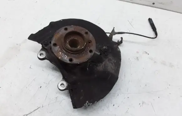 BMW 5 E60 E61 Front wheel hub