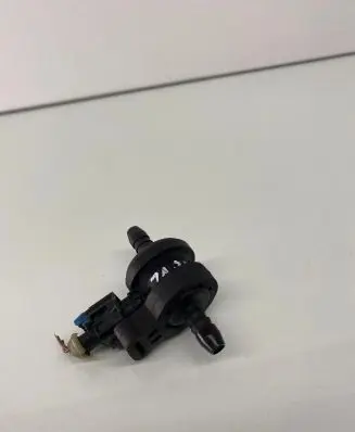 Opel Astra H Vacuum valve 55353802