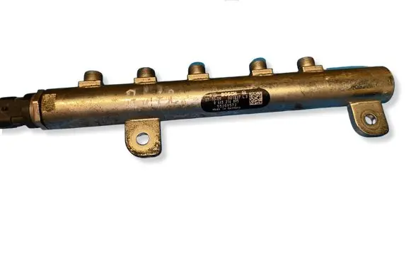 Opel Vectra C Fuel main line pipe 0445214095