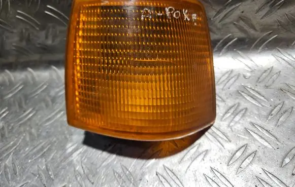 Audi 80 90 S2 B4 Front indicator light 42691R6