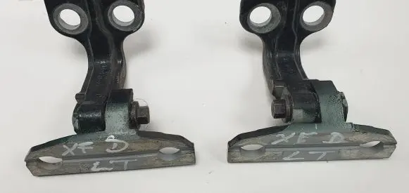 Jaguar XF X250 Rear door hinge set 8X23-F228A65-AC