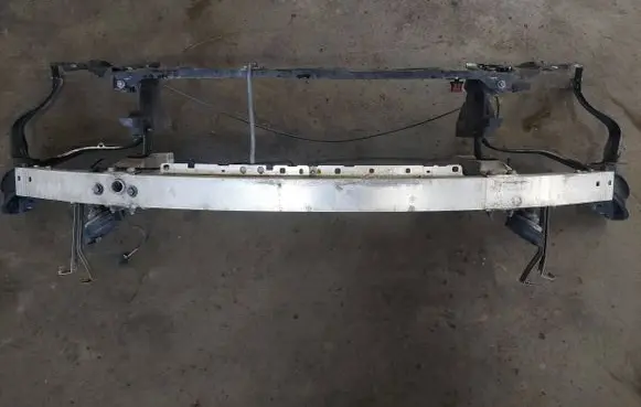 Mercedes-Benz E W212 Radiator support slam panel A2126200072