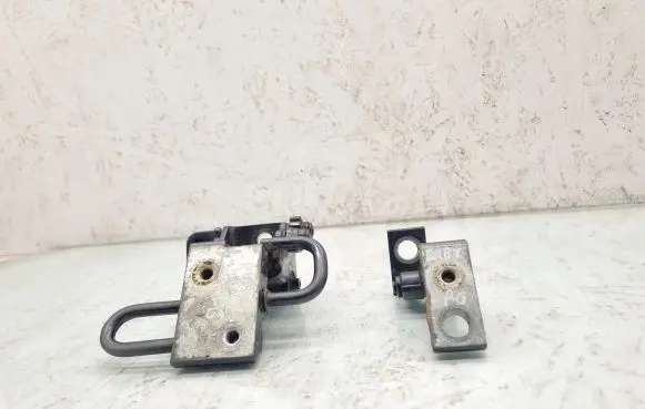 Audi A4 S4 B7 8E 8H Rear door hinge set 8E0833412E
