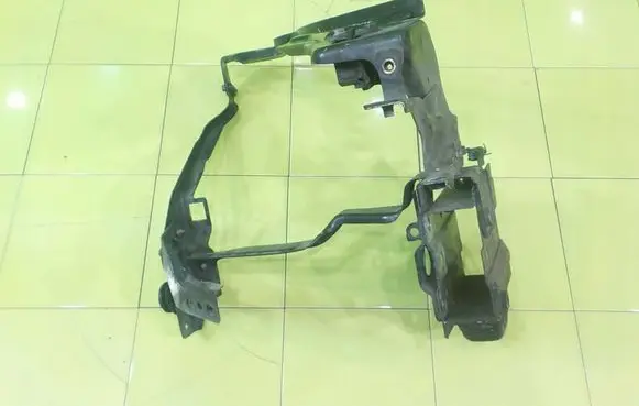 Mercedes-Benz C W204 Other body part PRZOD UP193
