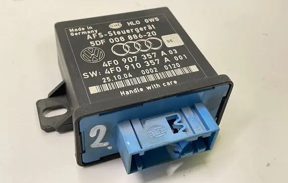 Audi A6 S6 C6 4F Light module LCM 4F0907357A 4F0910357A 5DF00888620