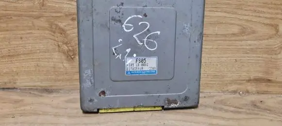 Mazda 626 Engine control unit/module E2T03591M