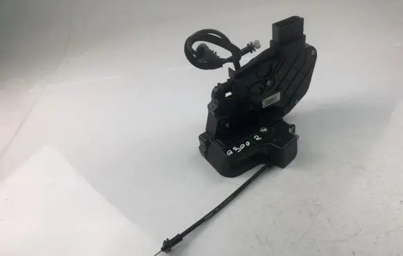 Volvo V50 Coupe door lock (next to the handle) 30799318