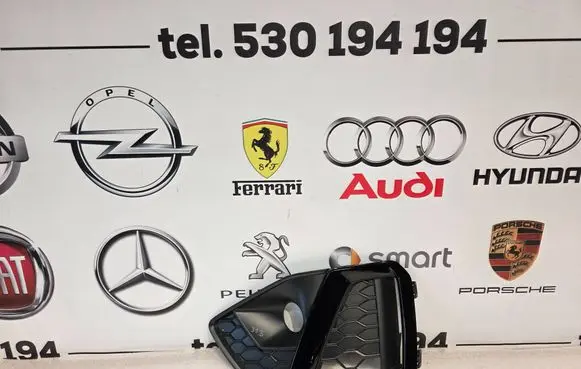 Audi A4 S4 B9 8W Front bumper lower grill 8W0807682AM