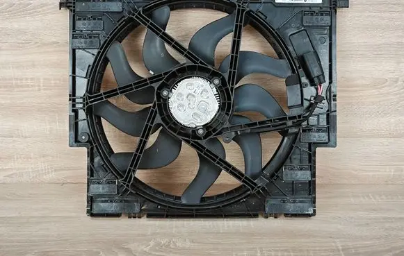 BMW 4 G22 G23 G24 G26 Electric radiator cooling fan 8591441