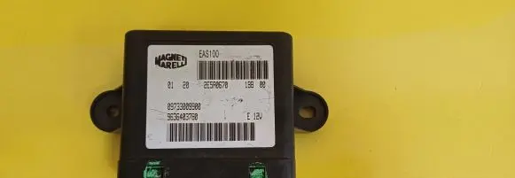 Peugeot 607 Fuel injection pump control unit/module 09733009900 9636403780