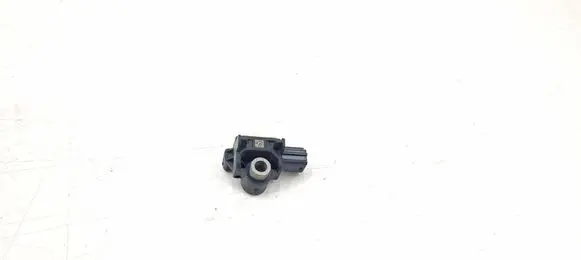 Mitsubishi Outlander Airbag deployment crash/impact sensor 8651A166 140507402