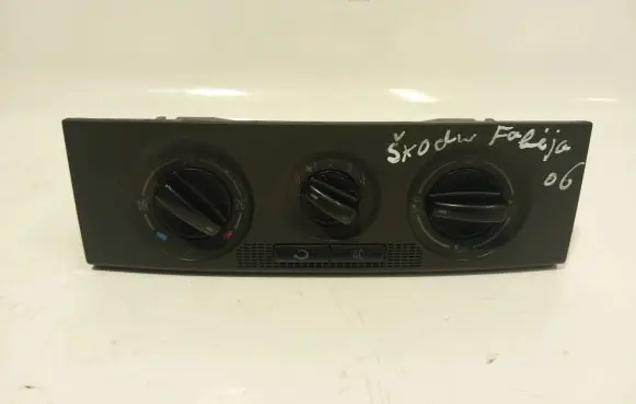 Skoda Fabia Mk1 (6Y) Climate control unit 6Y0820045C G7872 901511760010