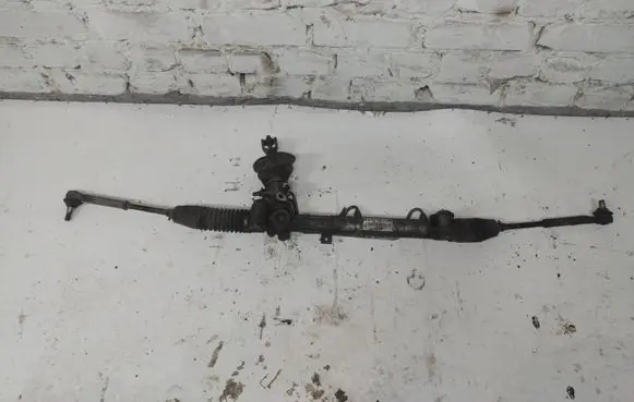 Opel Astra H Steering rack 7831985140