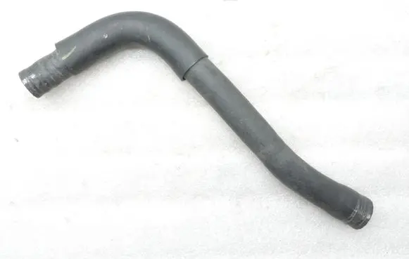 Toyota Corolla E120 E130 Engine coolant pipe/hose 1657122160