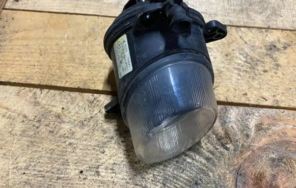 Mercedes-Benz E W212 Front fog light a2128201056 2128201056
