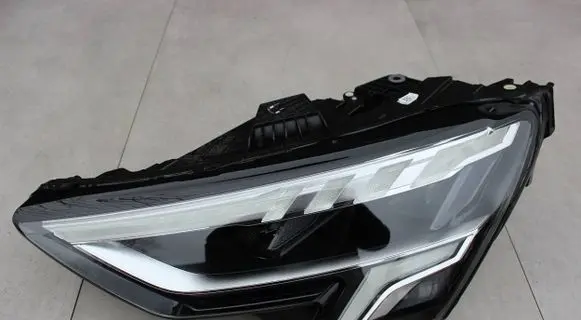 Audi A3 8Y Headlight/headlamp 8Y0941033