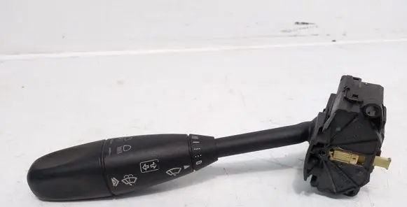 Mercedes-Benz CLS C219 Indicator stalk A1715400144