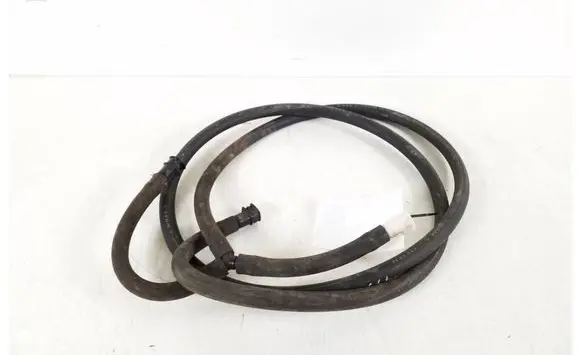 Mercedes-Benz R W251 Windshield washer fluid hose A1648600092