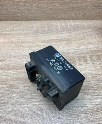Citroen Saxo Glow plug pre-heat relay 96165823