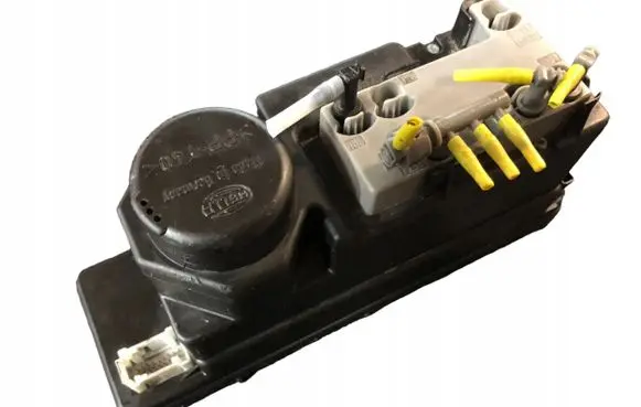Mercedes-Benz E W210 Central locking vacuum pump 2088000748
