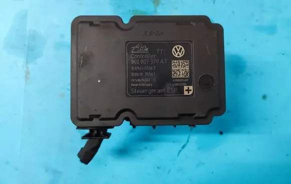 Volkswagen Golf VI ABS Pump 1K0907379AT 1K0614517CE 28561054223