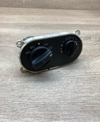 Ford Mondeo MK I Light switch 93BB13K196AC