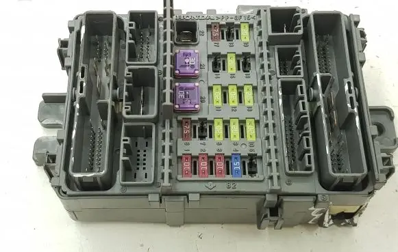 Honda Accord Fuse module TL0E213