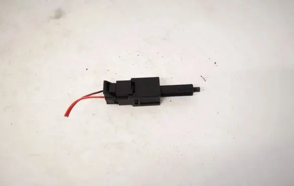 Nissan Almera Brake pedal sensor switch