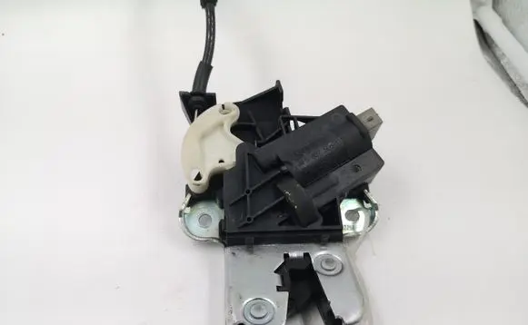 Audi A4 S4 B8 8K Tailgate/trunk/boot lock/catch/latch 4F5827505
