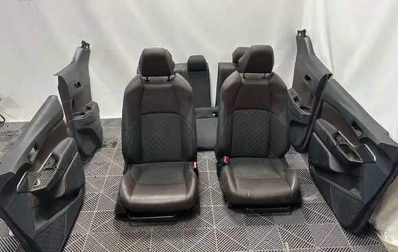 Toyota C-HR I Interior set 