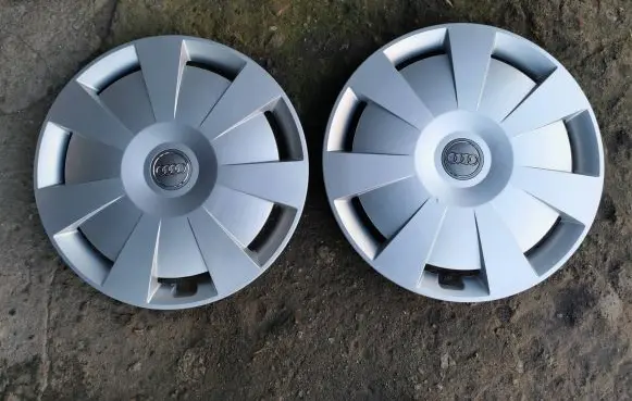 Audi A3 S3 8V R16 wheel hub/cap/trim 8V0601147C