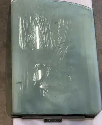 Renault Master II Front door window/glass (coupe) DOT39AS2M33 43R00464