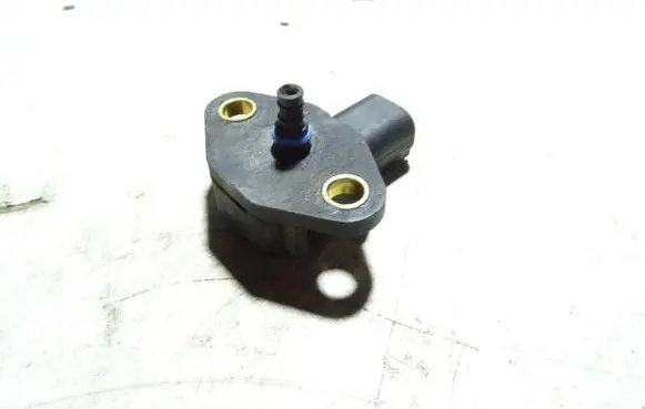 Mercedes-Benz B W245 Air pressure sensor A0041538428