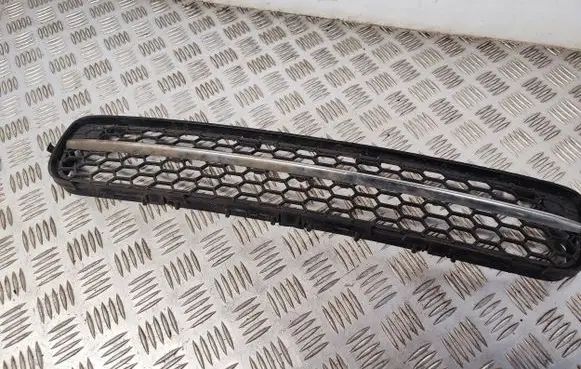 Volvo S80 Front bumper lower grill 30678421