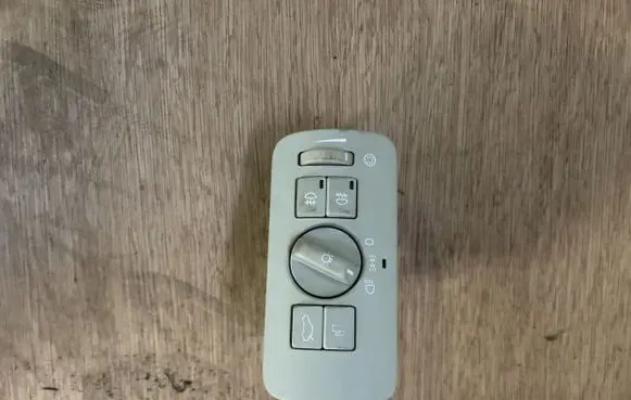 Volvo XC60 Light switch