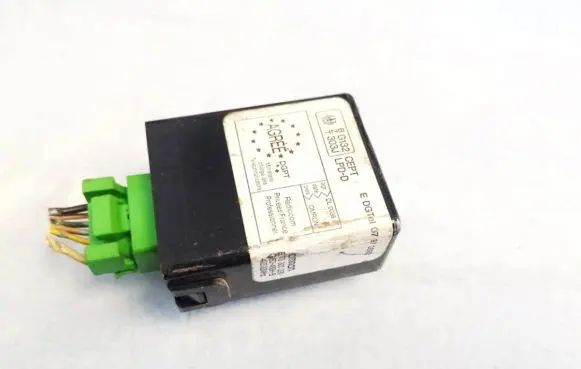 Mazda Premacy Other control units/modules g8d322ab g8d-322a-b