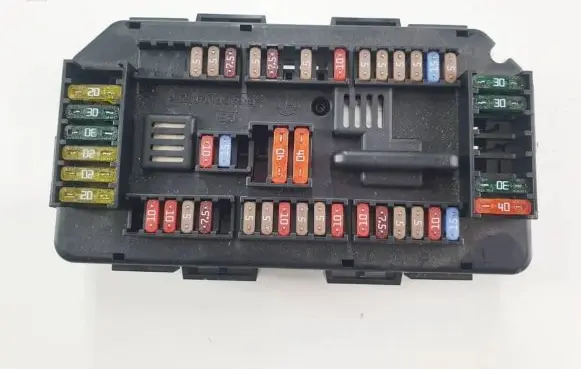 BMW 1 F20 F21 Fuse module 922487903 720178