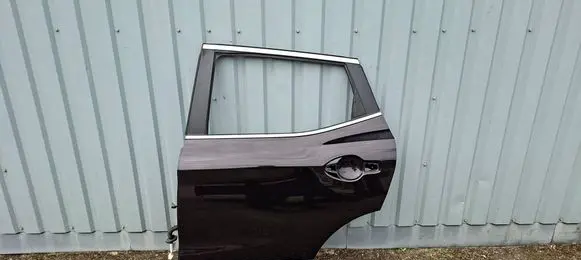 Nissan Qashqai Rear door 